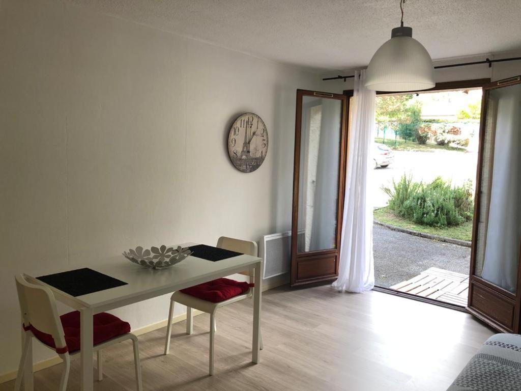 Studio Cosy Au Pied Du Massif De Belledonne Apartamento Corenc Exterior foto